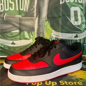 Nike Men's Black and Red Sneakers